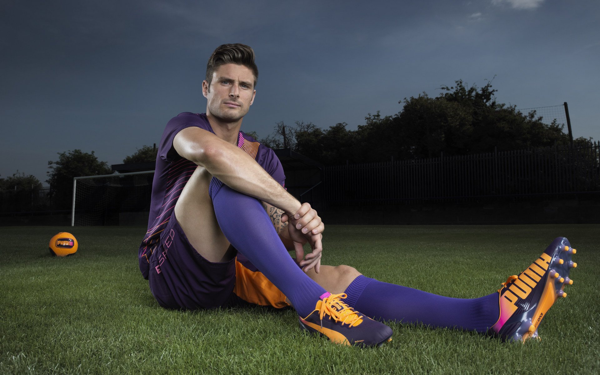 世界杯热身赛：巴西4比1完胜韩国 红牌风波未能影响桑巴笑容